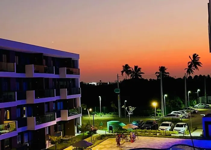 Makia Beach Experience